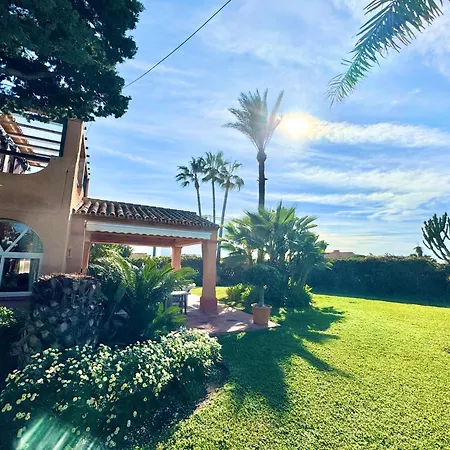 Junto A La Playa - Sun & Relax Villa Marbella