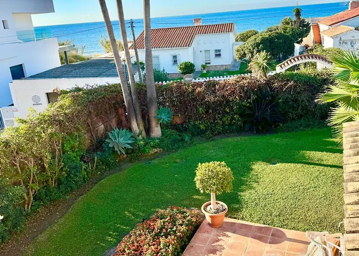 Junto A La Playa - Sun & Relax Villa Marbella
